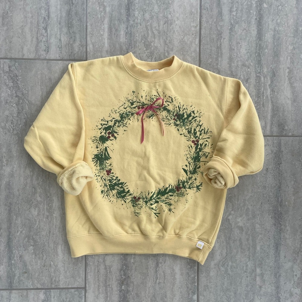 Kids Russell Athletics Yellow Christmas Sweatshirt M 10-12 Throwback Vtg